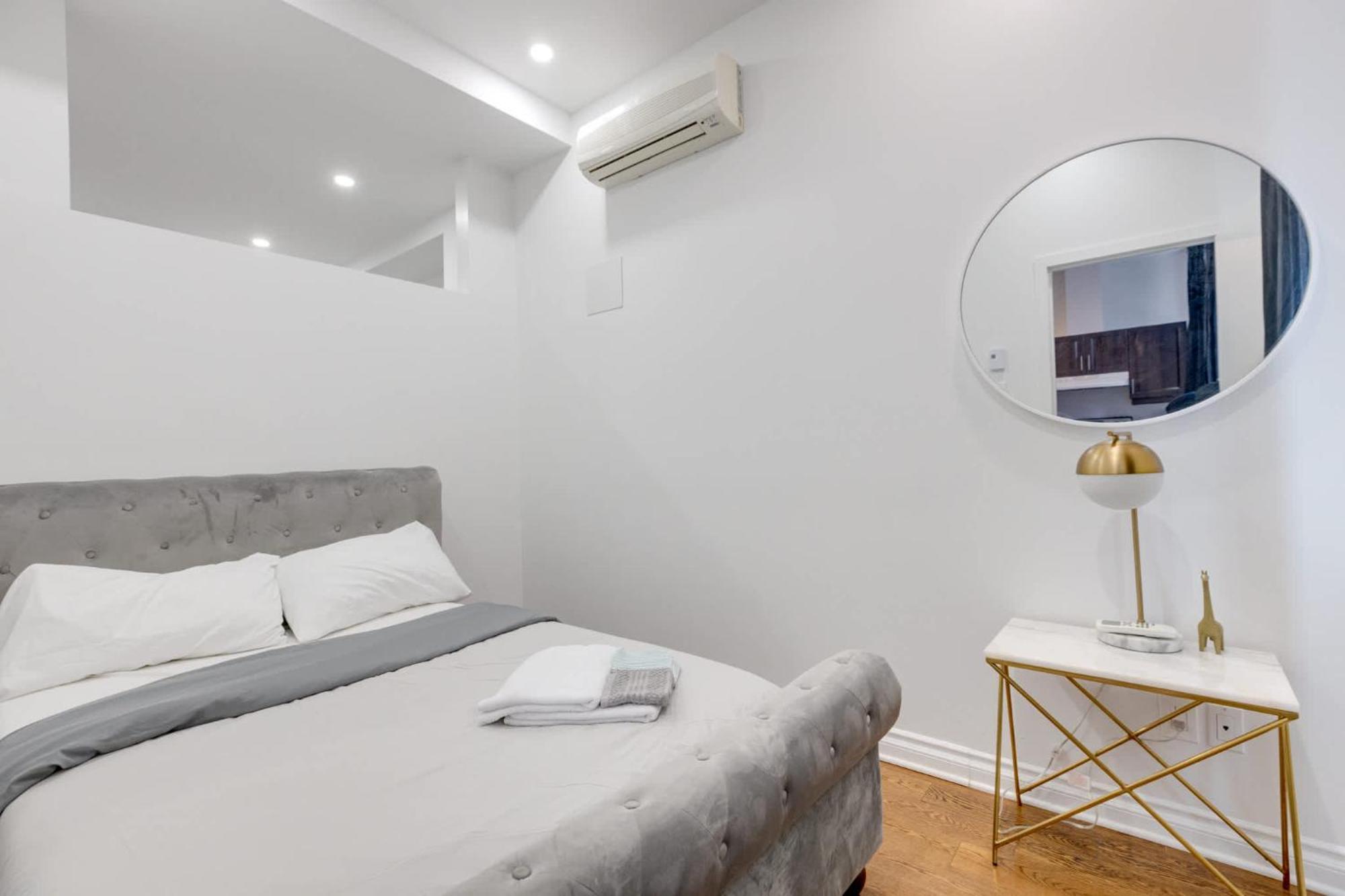M11 - Stylish & Cozy 2Bdr In Plateau Montreal Apartment Exterior photo