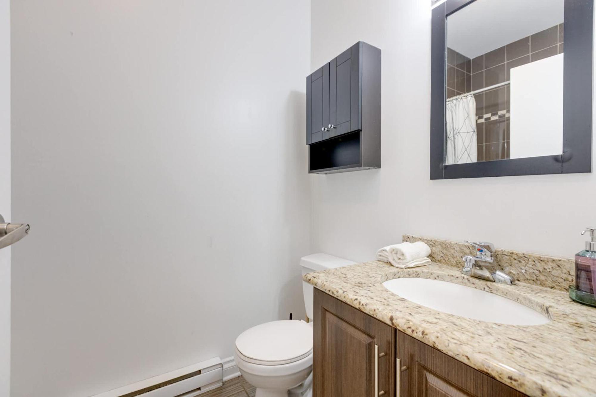 M11 - Stylish & Cozy 2Bdr In Plateau Montreal Apartment Exterior photo