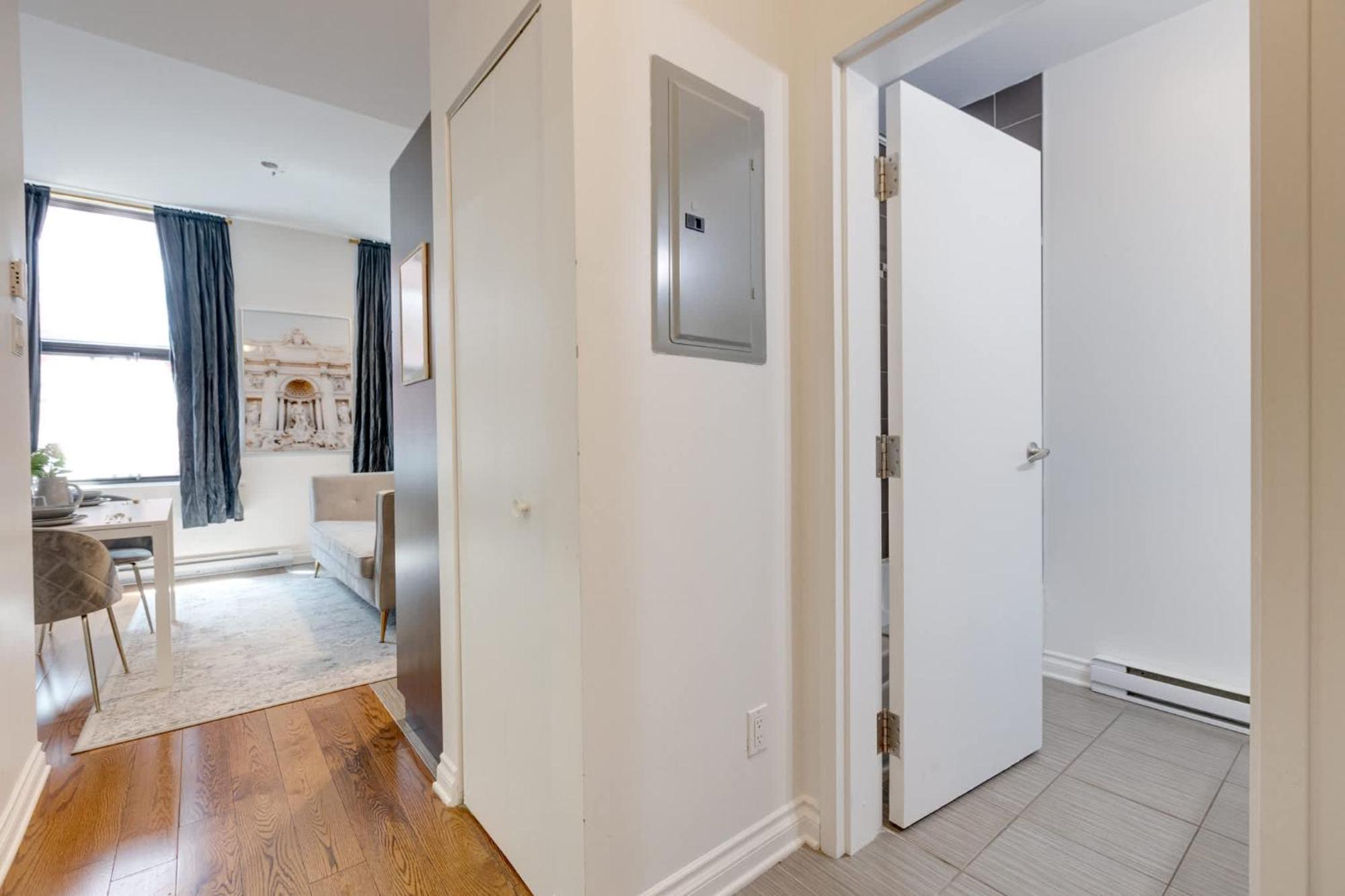 M11 - Stylish & Cozy 2Bdr In Plateau Montreal Apartment Exterior photo